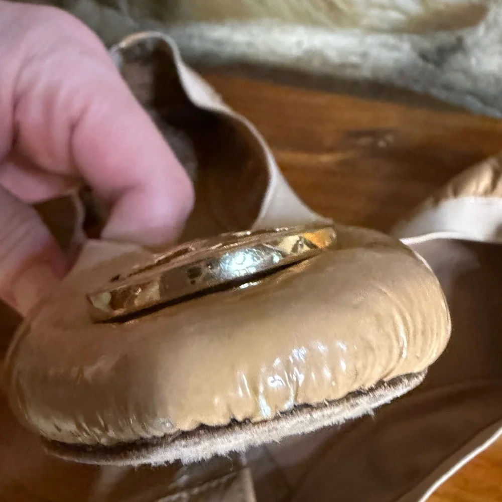 Tory Burch Beige Leather Ballet Flats with Gold Logo